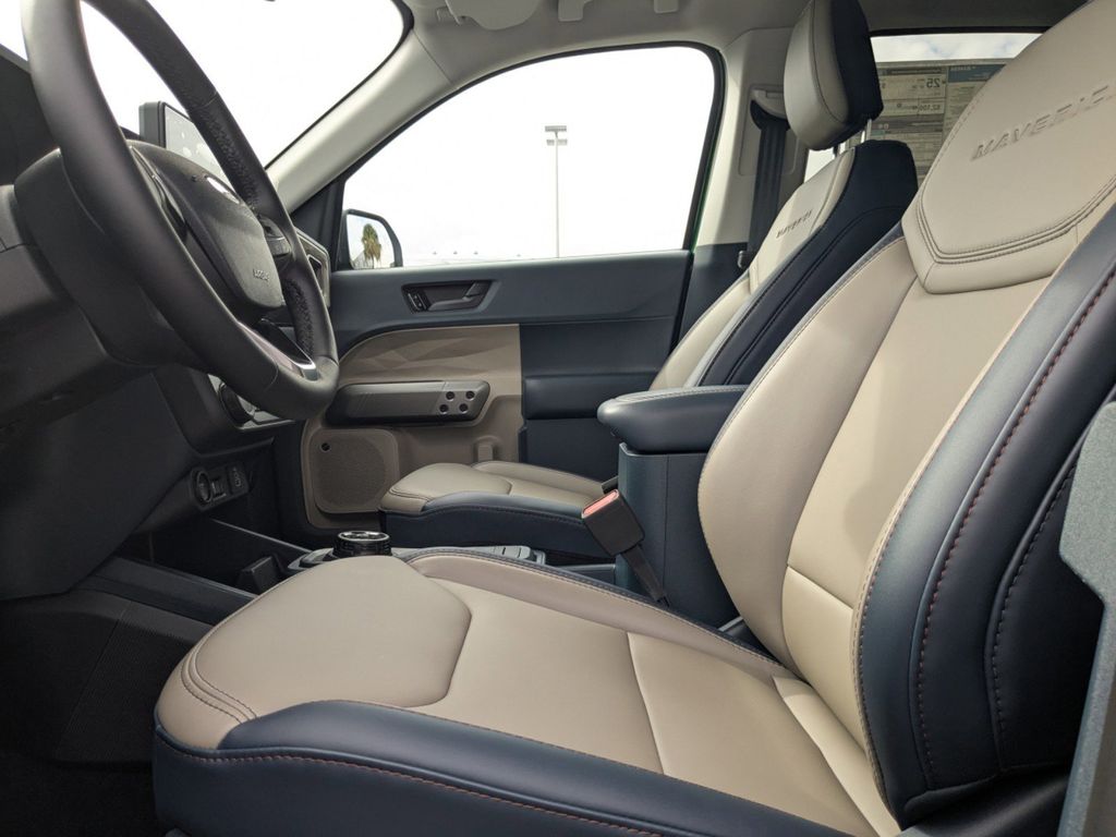 2025 Ford Maverick Lariat