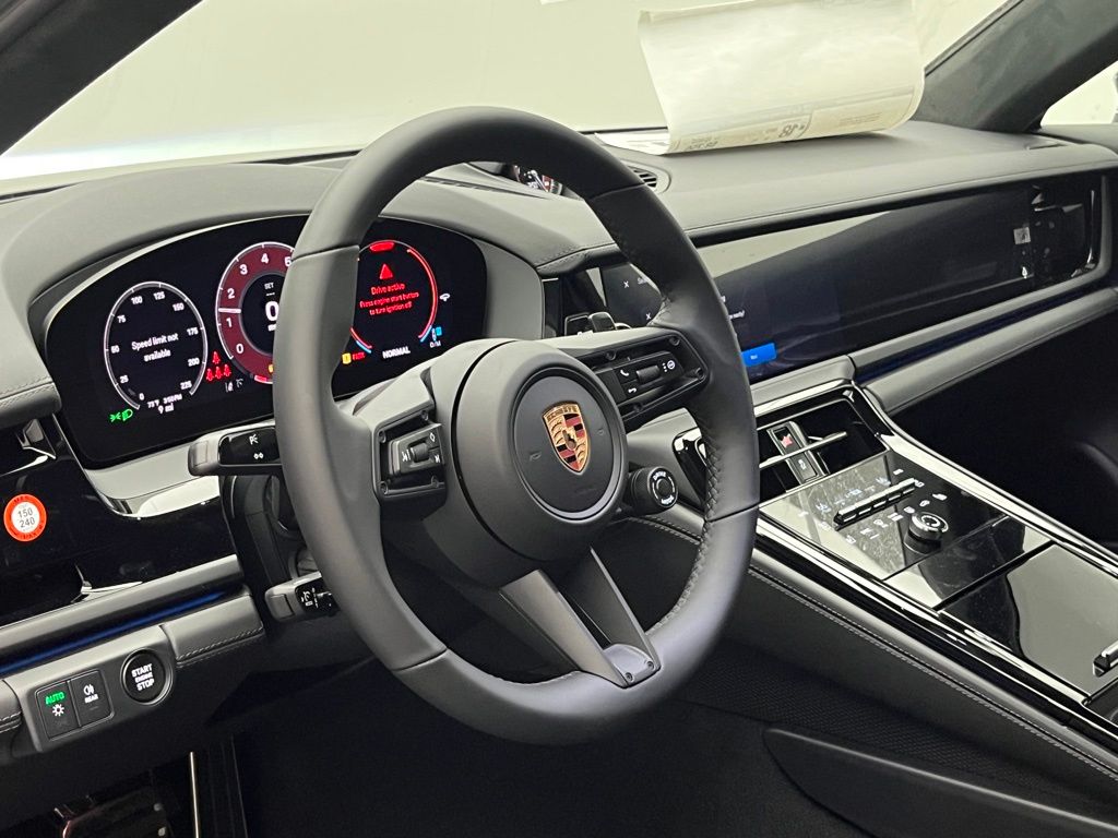 Thumbnail: 2026 Porsche Panamera - 4