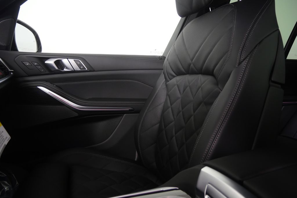 Thumbnail: 2026 BMW X5 - 23