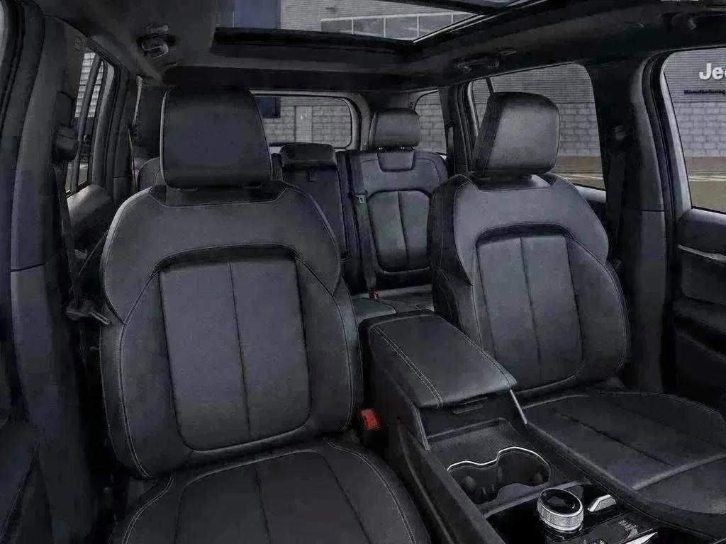 Used 2026 Jeep Grand Cherokee SUV