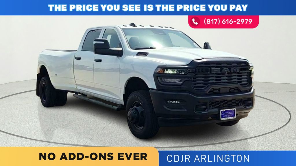 Bright White Clearcoat 2026 RAM 3500 Pickup Truck Four-Wheel Drive 8-Speed Automatic