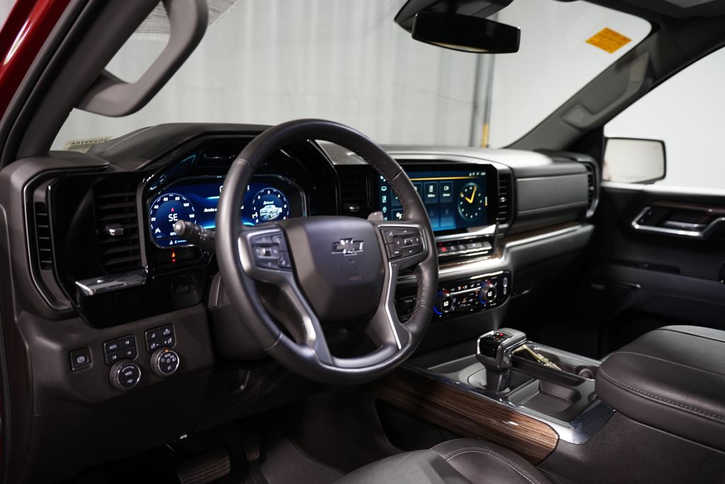 Thumbnail: 2024 Chevrolet Silverado 1500 - 7