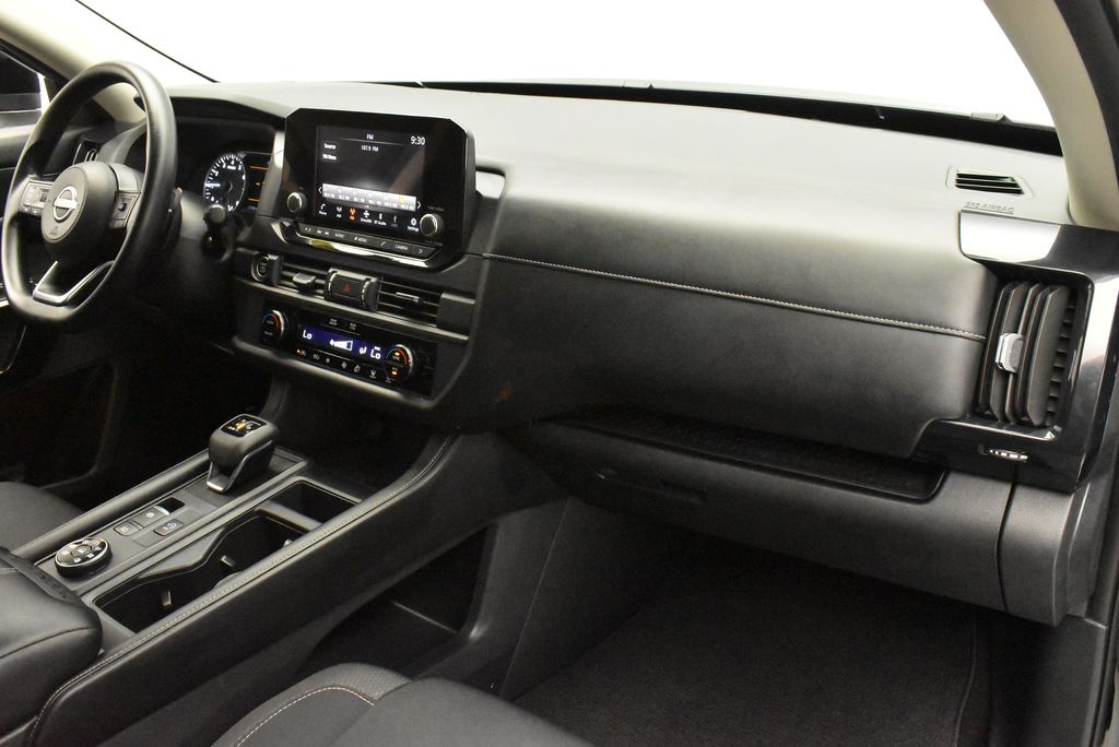 Thumbnail: 2024 Nissan Pathfinder - 23