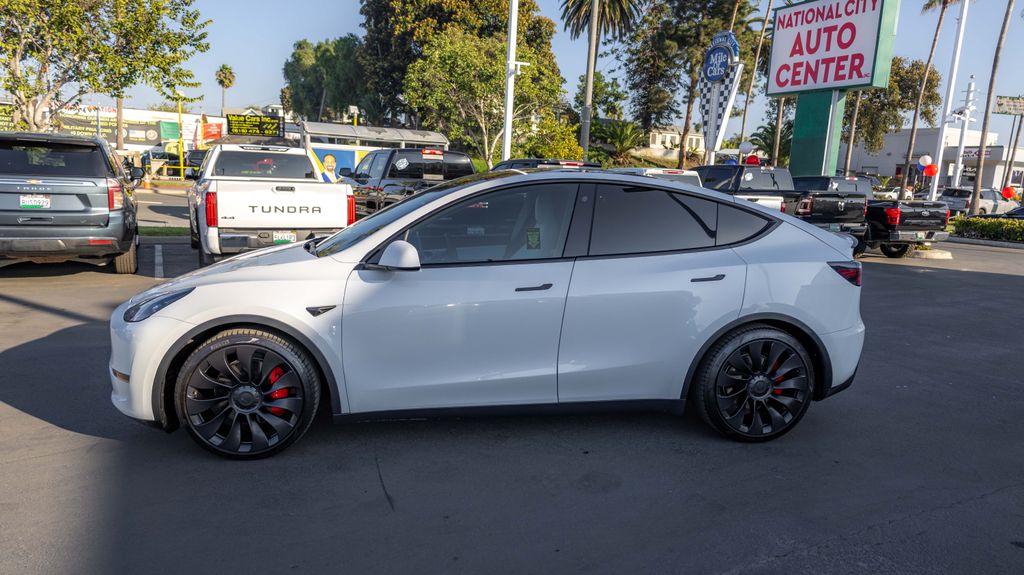 Used 2022 Tesla Model Y Performance 4D Sport Utility