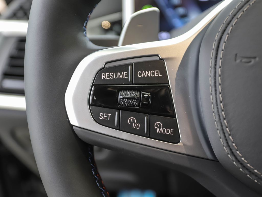 Thumbnail: 2026 BMW X5 - 12