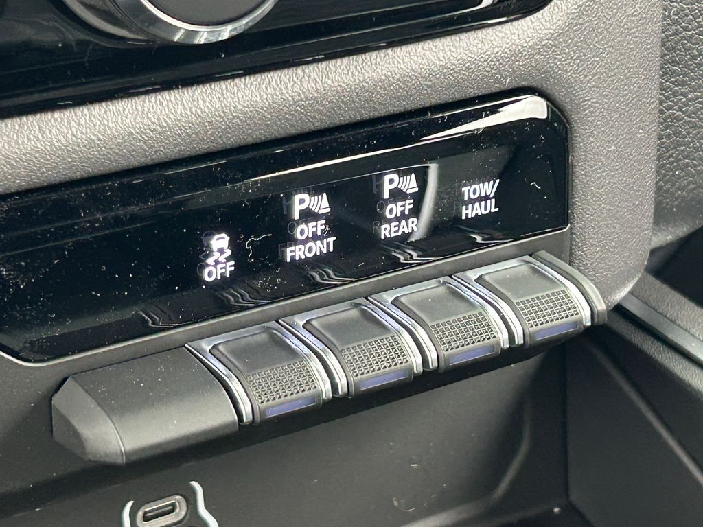 New 2026 Canyon Lake Ram Big Horn/Lone Star image 23