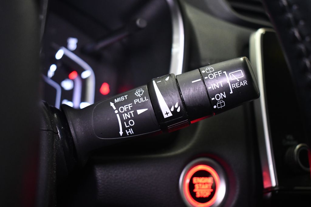 Thumbnail: 2018 Honda CR-V - 25