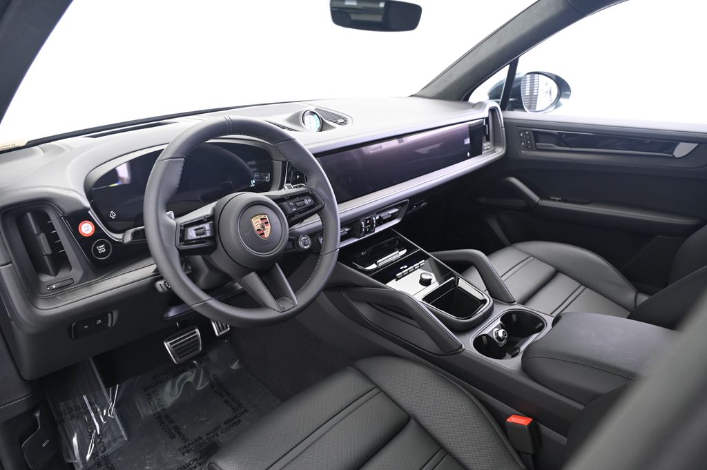 Thumbnail: 2025 Porsche Cayenne - 28
