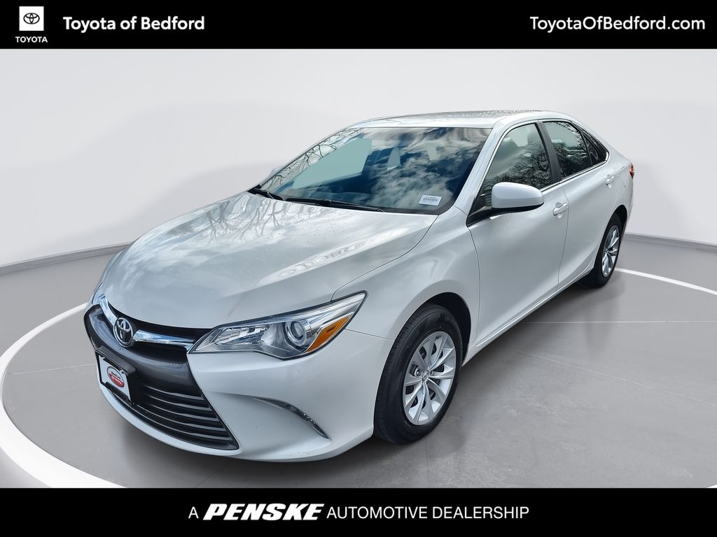 2017 Toyota Camry LE -
                Bedford, OH