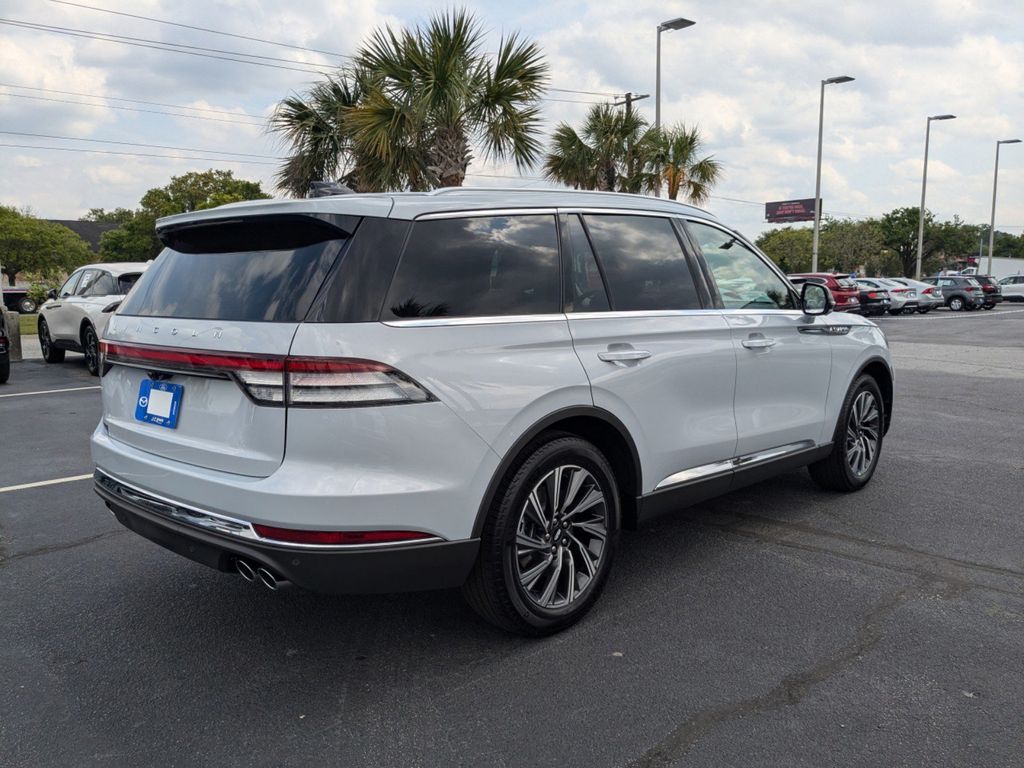 2025 Lincoln Aviator Premiere