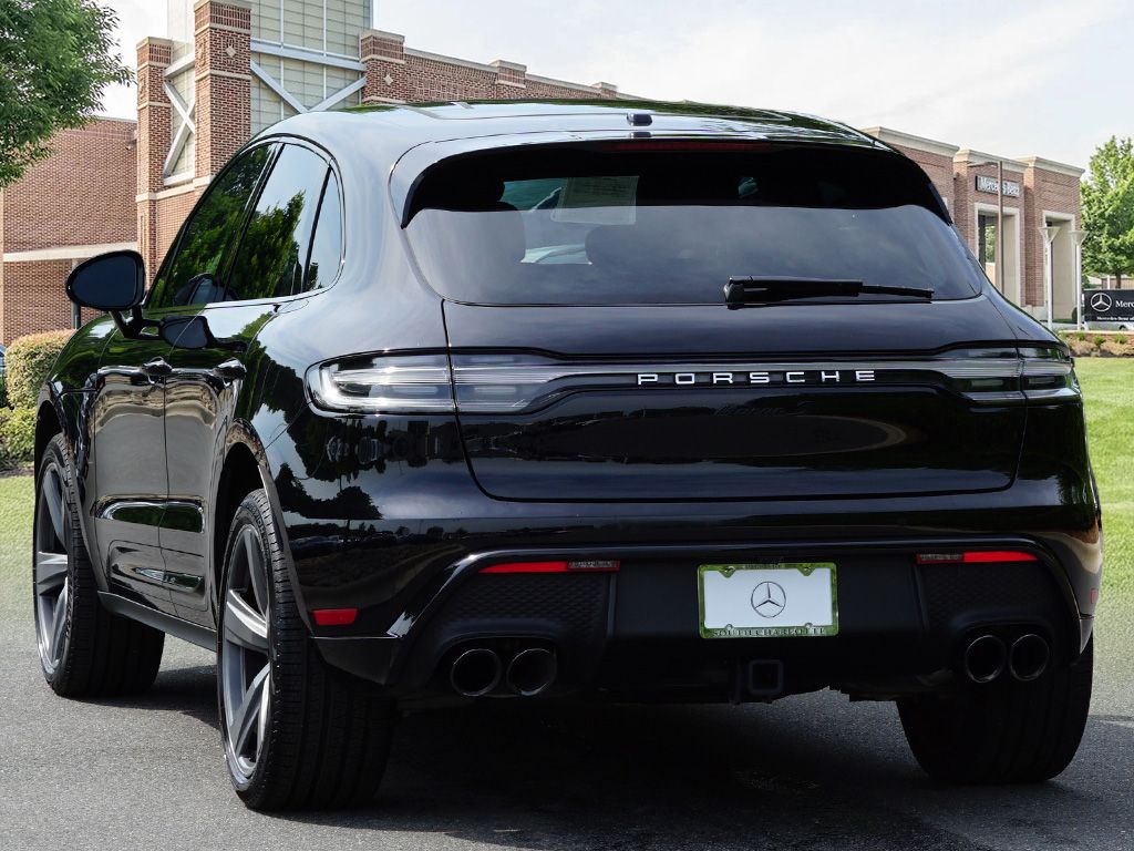 Thumbnail: 2023 Porsche Macan - 7