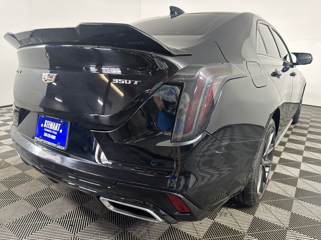 Photo 5 of 2021 Cadillac CT4 Sport