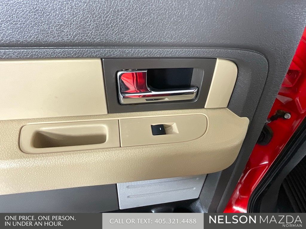 Used 2014 Red Ford XLT image 19