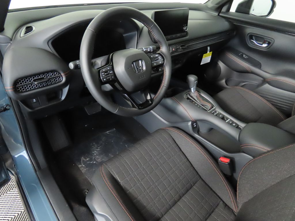 2025 Honda HR-V Sport 9
