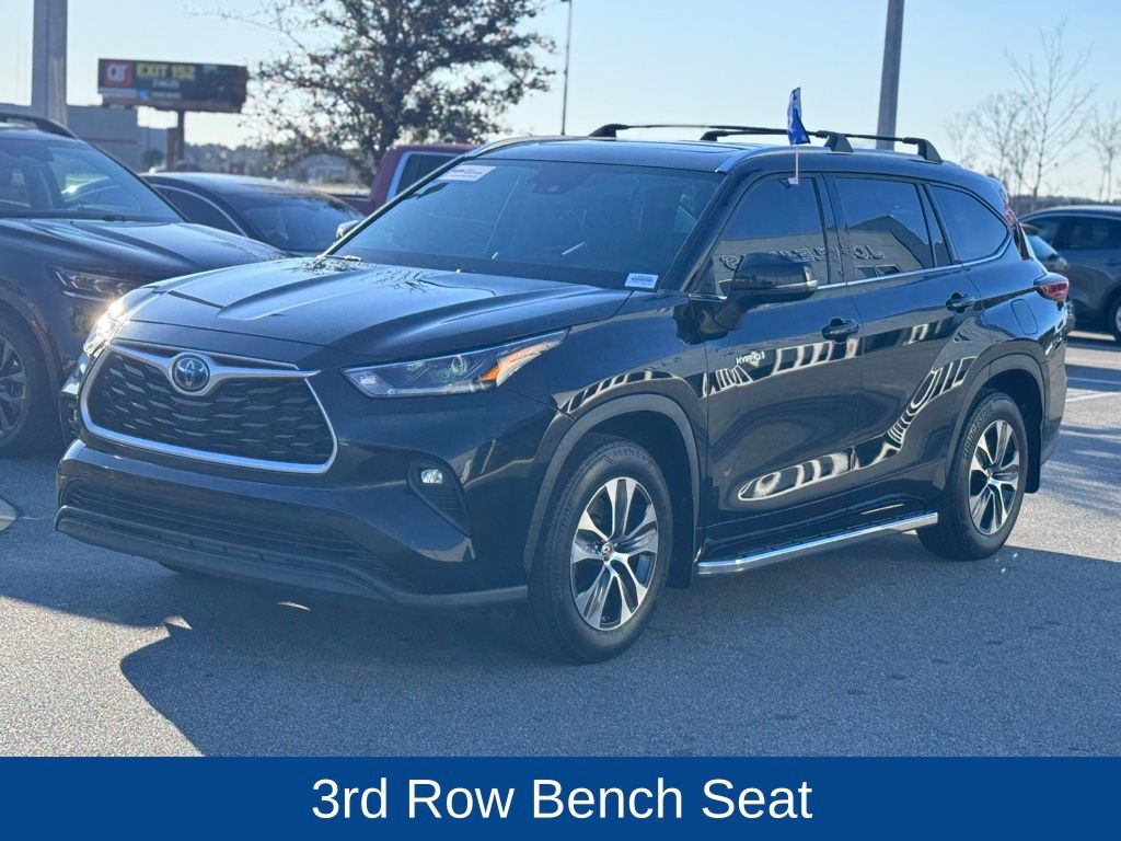 2021 Toyota Highlander Hybrid XLE