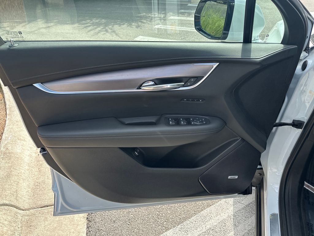 Used Car 2025 Cadillac Xt6  Luxury For Sale Under $50,000 In Austin, Texas