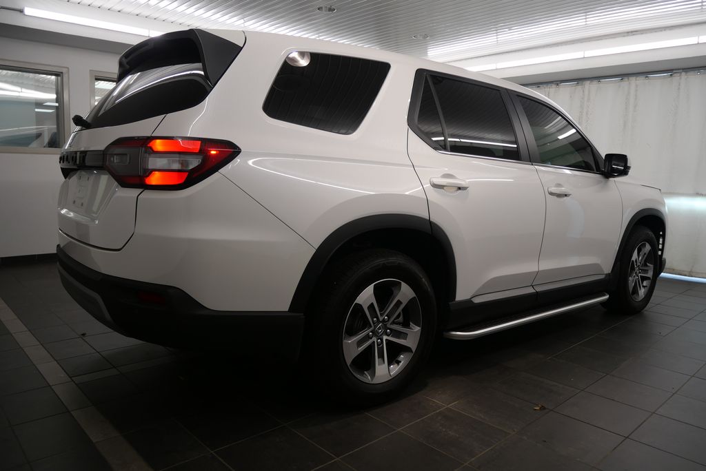 2024 Honda Pilot EX-L 6