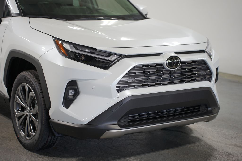 2025 Toyota RAV4 Limited 4