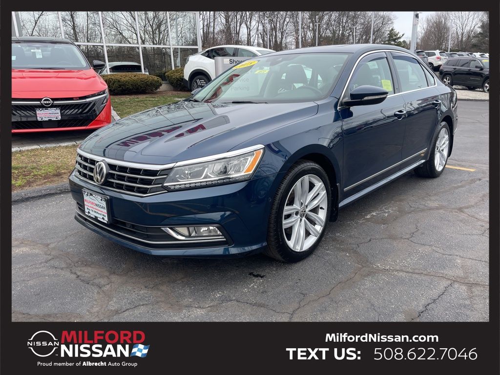 2018 Volkswagen Passat 2.0T SEL Premium FWD