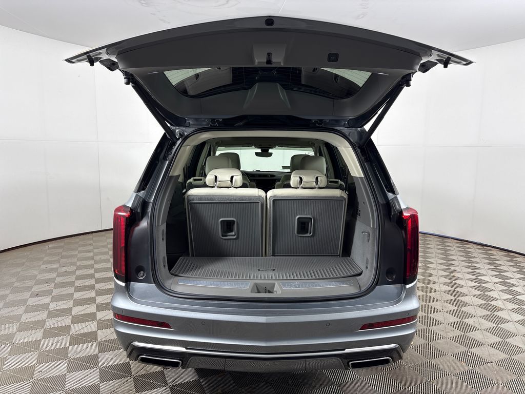 2024 Argent Silver Metallic Cadillac XT6 Premium Luxury FWD SUV