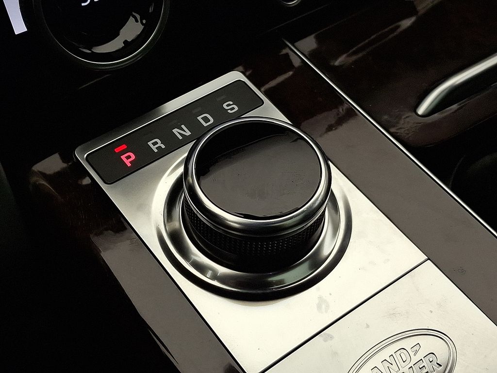 2020 Land Rover Range Rover HSE 16