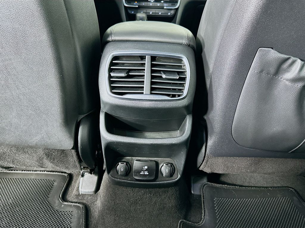 Thumbnail: 2019 Hyundai Santa Fe - 27