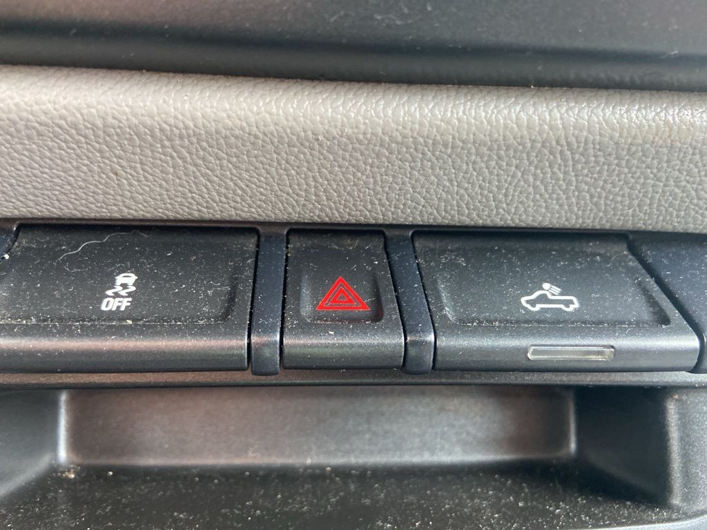 Thumbnail: 2019 Chevrolet Colorado - 17