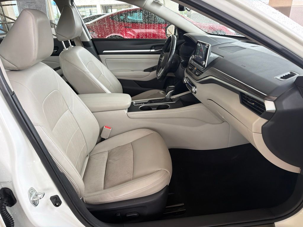 Thumbnail: 2019 Nissan Altima - 24