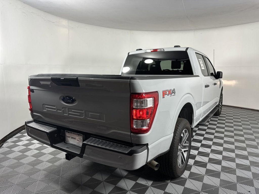 2023 Ford F-150 XL 7