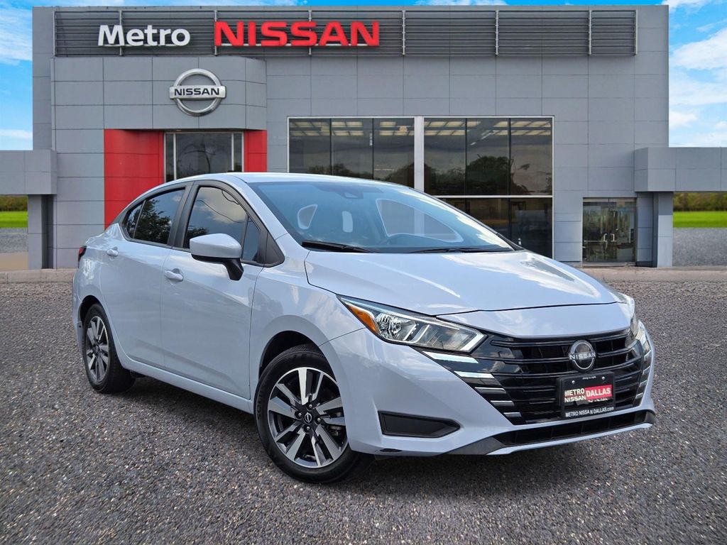 2024 Nissan Versa 1.6 SV