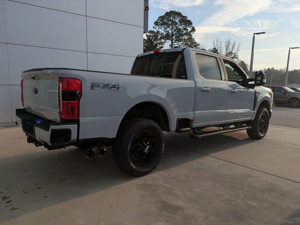 2026 Ford F-350 LARIAT