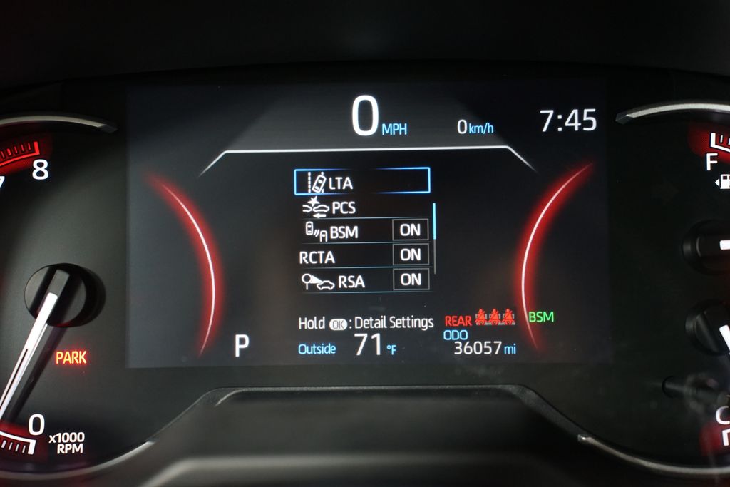 2024 Toyota RAV4 XLE 16