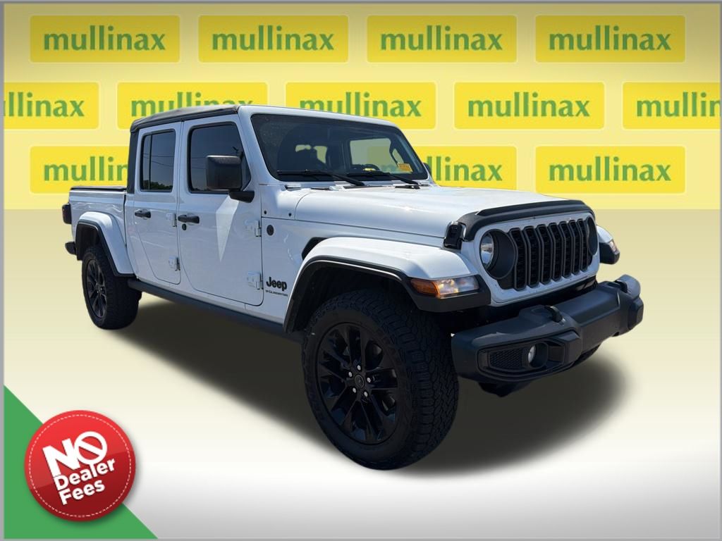 Bright White Clearcoat 2025 Jeep Gladiator NightHawk Crew Cab 4WD Pickup Truck Four-Wheel Drive 8-Speed Automatic