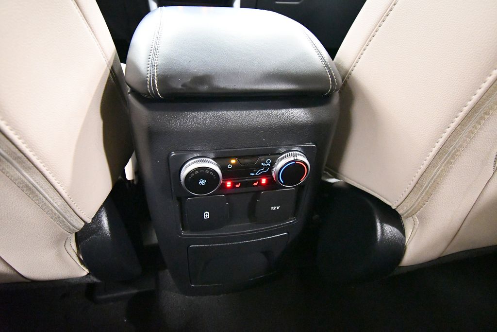 Used 2024 Ford Explorer SUV