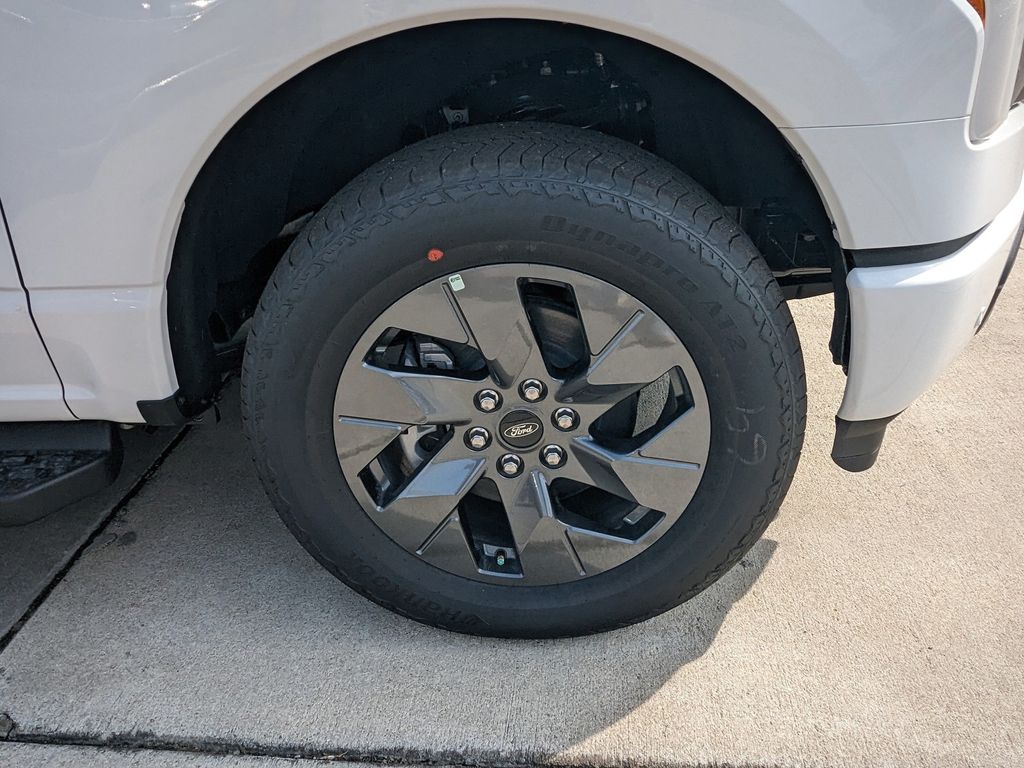 2025 Ford F-150 Lightning Lariat