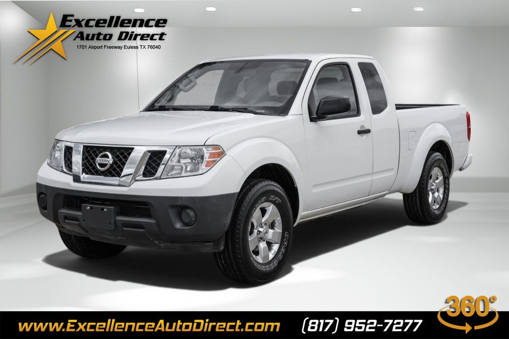 Glacier White 2019 Nissan Frontier Pickup Truck 4X2 5-Speed Automatic Overdrive