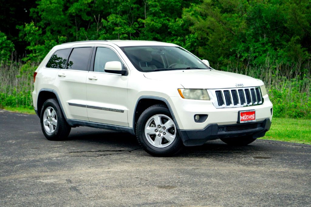 Used Car 2012 Jeep Grand Cherokee  Laredo For Sale Under $10,000 In Taylor, Texas