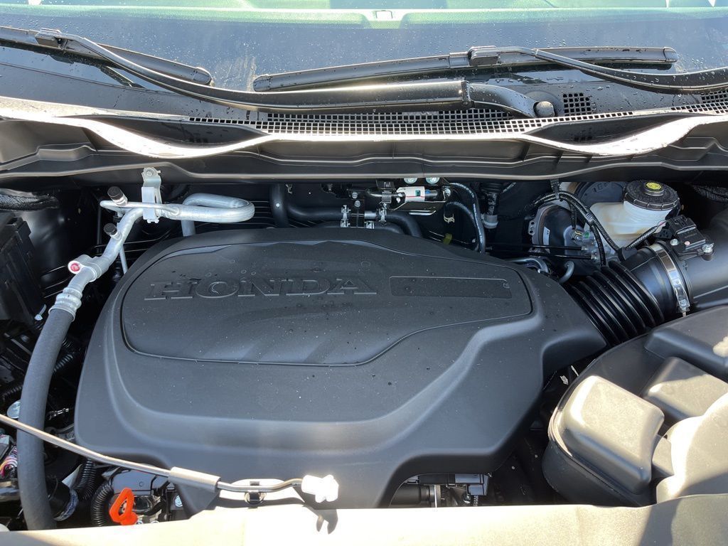 Thumbnail: 2026 Honda Odyssey - 8