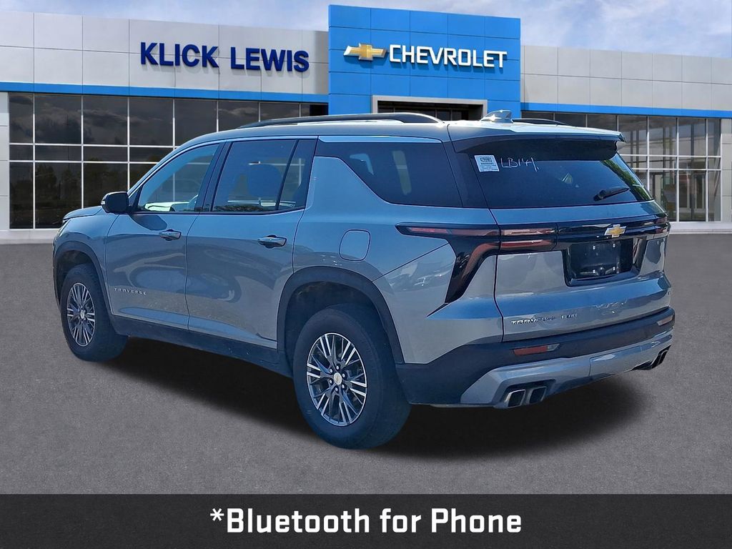 2024 Chevrolet Traverse LT Gray at Klick Lewis Buick Chevrolet