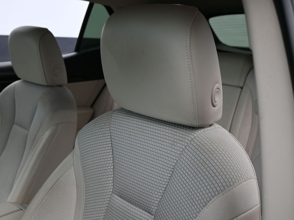 Used 2023 Sapphire Metallic Buick Preferred image 16