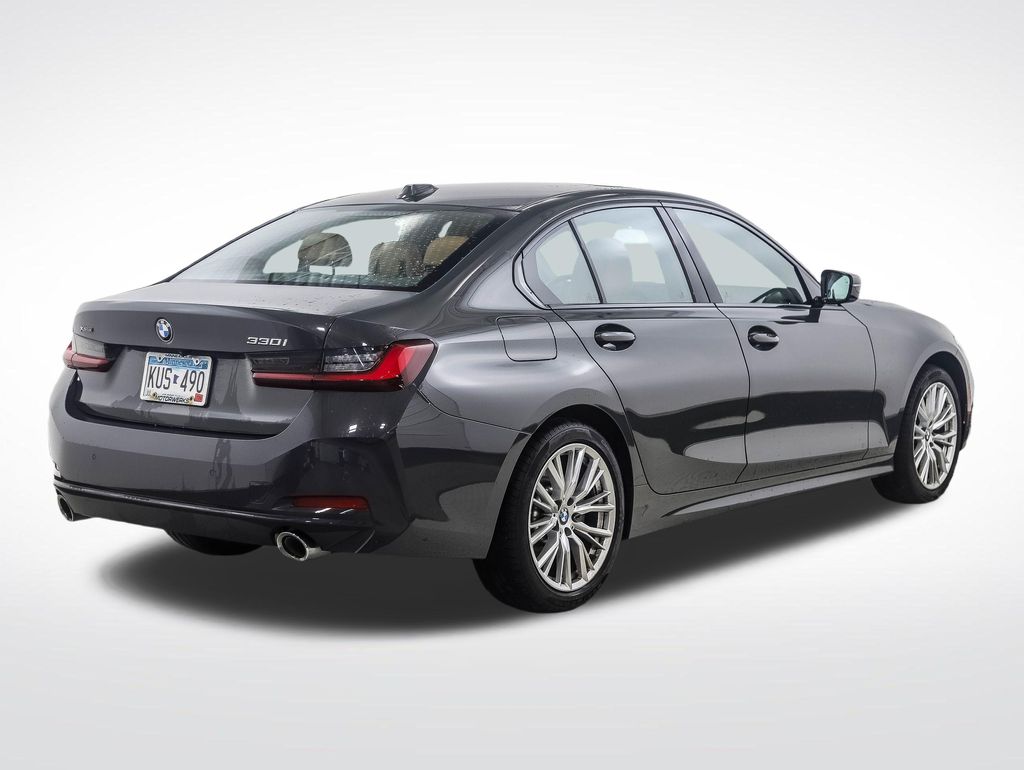 Thumbnail: 2023 BMW 3 Series - 5