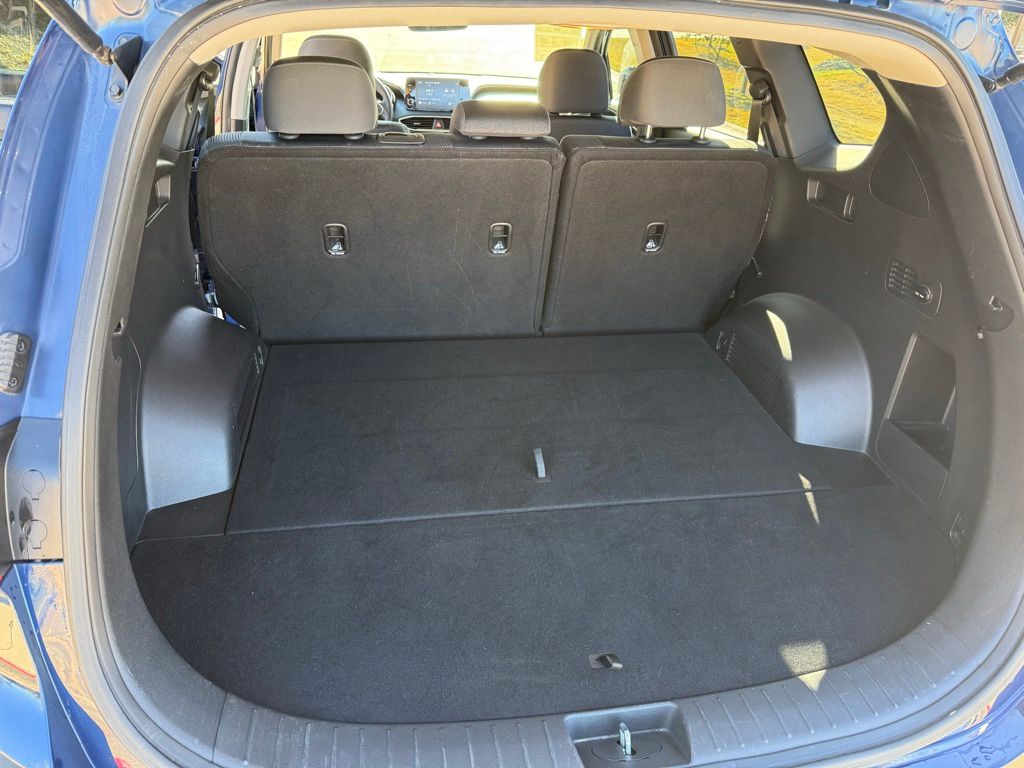 Thumbnail: 2022 Hyundai Santa Fe - 24