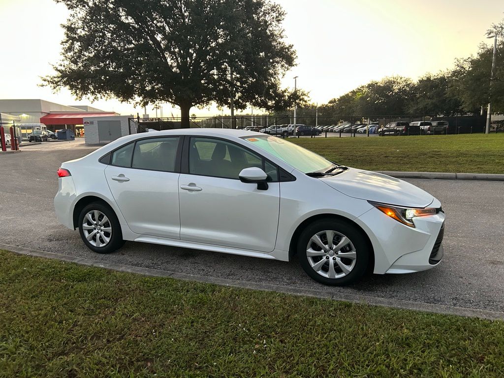 Thumbnail: 2025 Toyota Corolla - 7