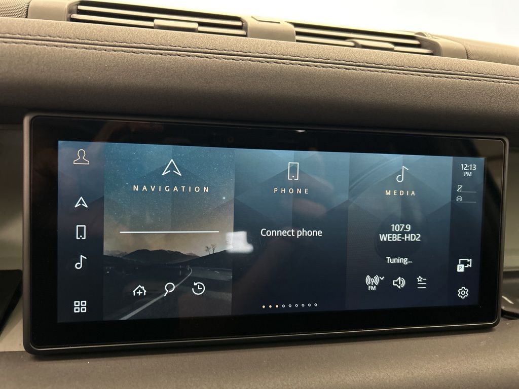 Thumbnail: 2020 Land Rover Defender - 17
