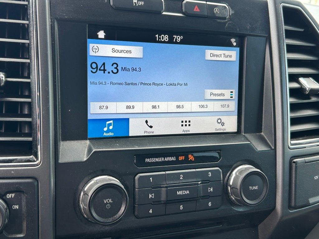 Used 2018 Gray Ford XLT image 12