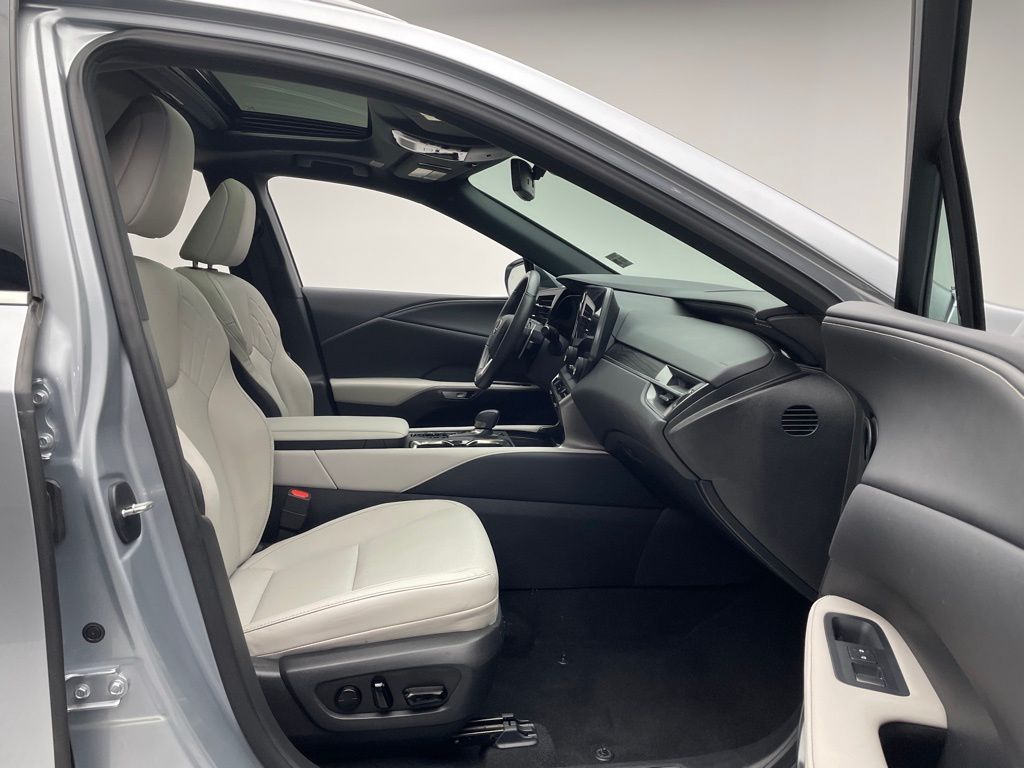 Thumbnail: 2024 Lexus RX - 17