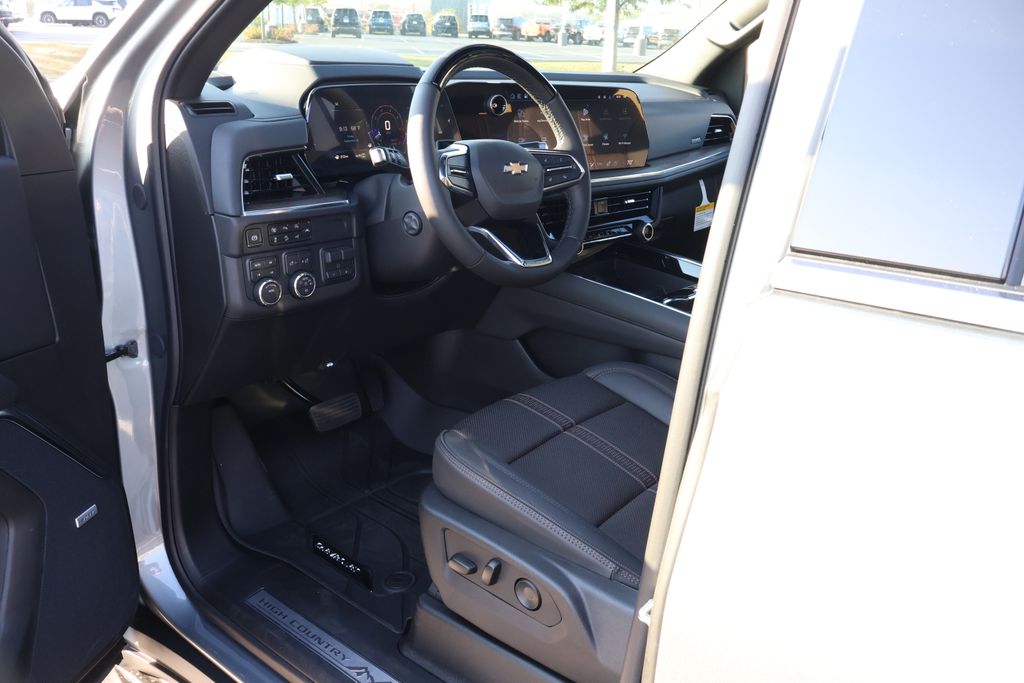 Thumbnail: 2026 Chevrolet Tahoe - 14