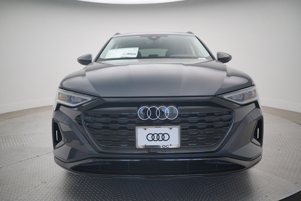 2024 Audi Q8 e-tron  5