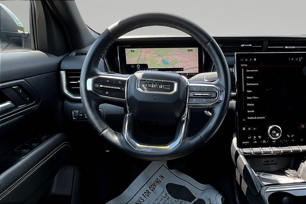 Used 2025 GMC Terrain SUV