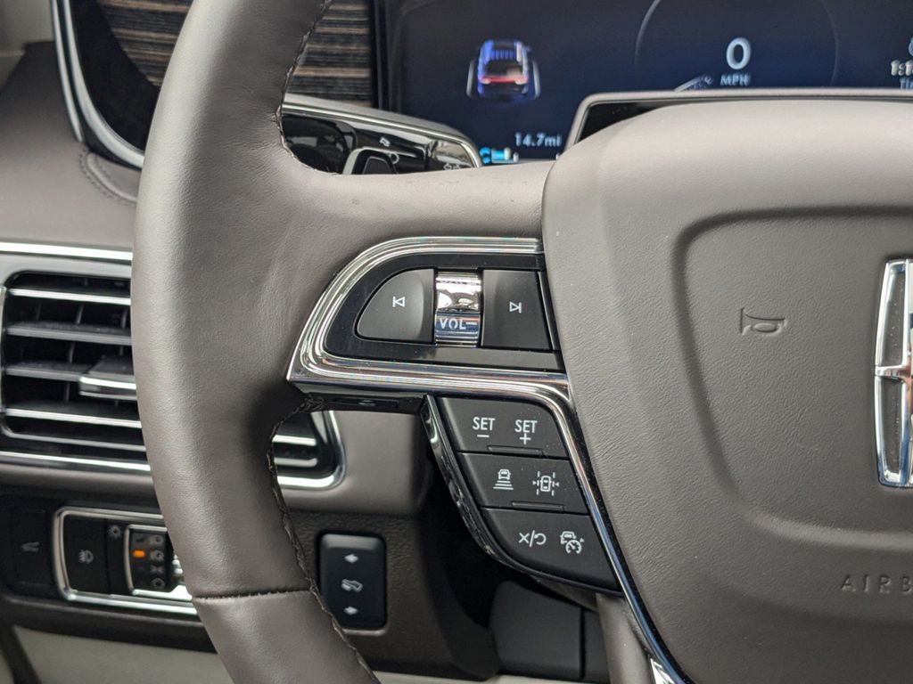 2024 Lincoln Navigator Black Label